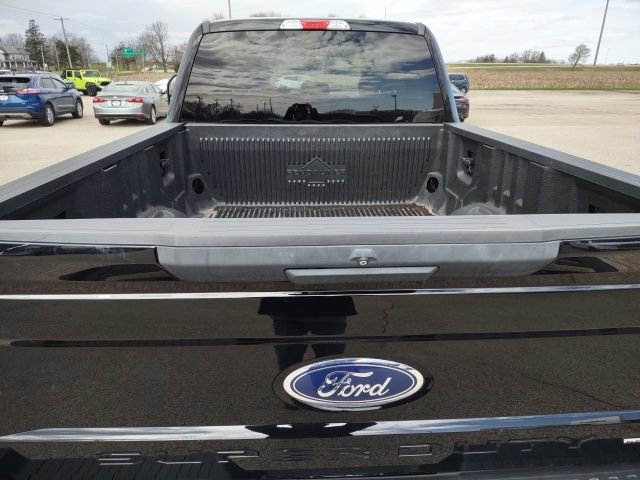 Used 2017 Ford F250 XLT image 5