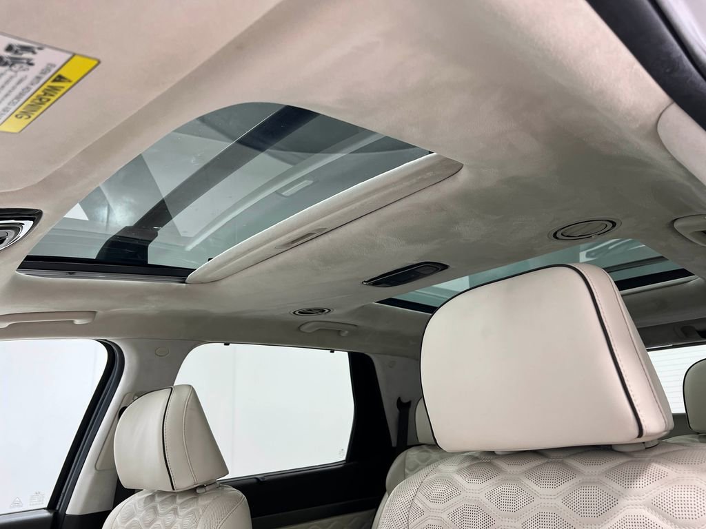 Used 2021 Hyundai Palisade Calligraphy image 13