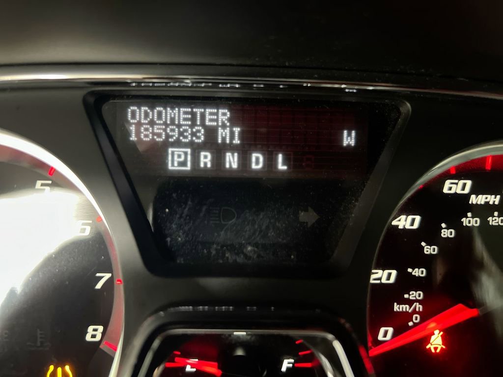 Used 2015 GMC Acadia SLE FWD image 13