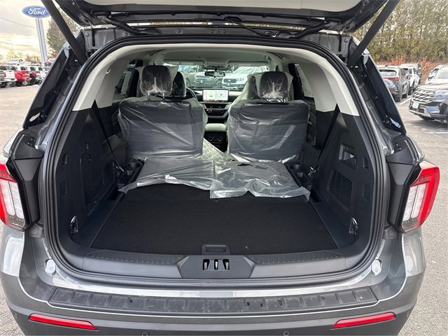 New 2026 Ford Explorer Active w/ Active Comfort Package image 11