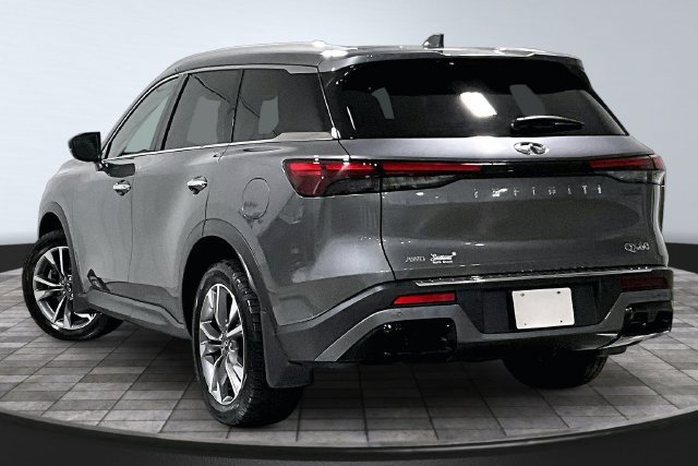 Used 2023 INFINITI QX60 Luxe w/ Cargo Package AWD/4WD image 4