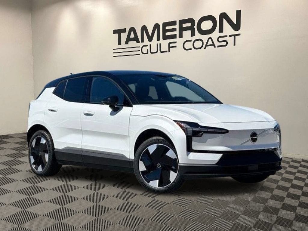 New 2026 Volvo EX30 Plus w/ Protection Package Premier