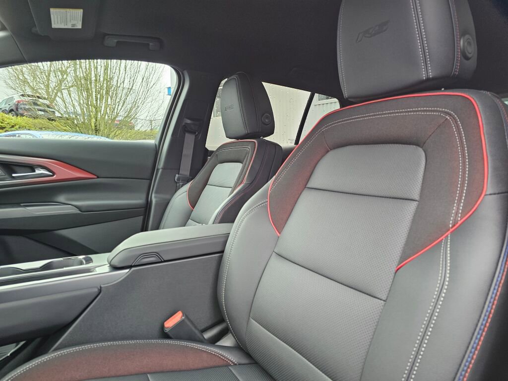 New 2026 Chevrolet Equinox EV RS FWD image 12