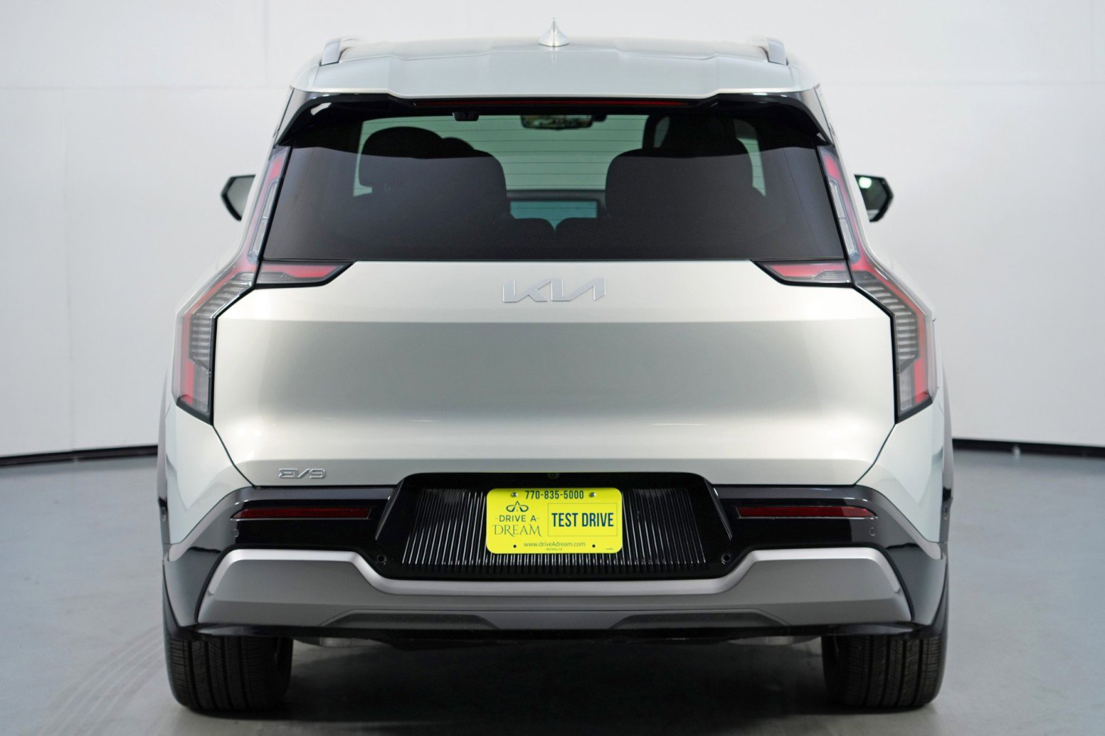 Used 2026 Kia EV9 Land image 55