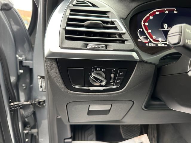 Used 2024 BMW X3 xDrive30i w/ Convenience Package image 21