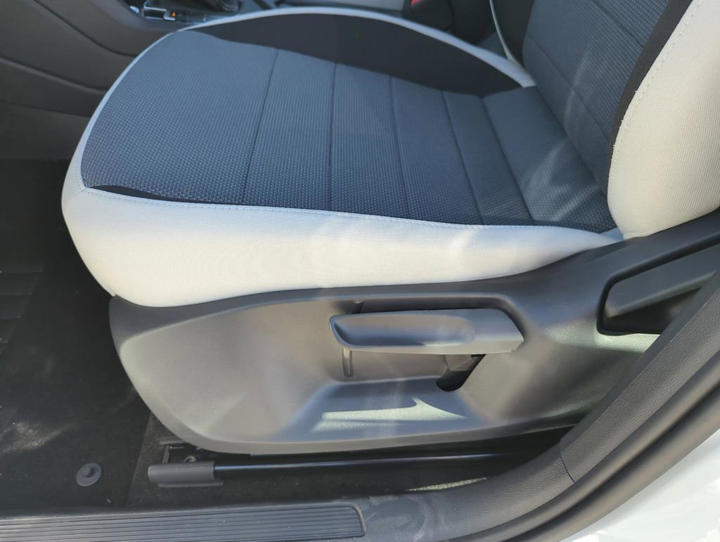 New 2026 Volkswagen Taos S image 31