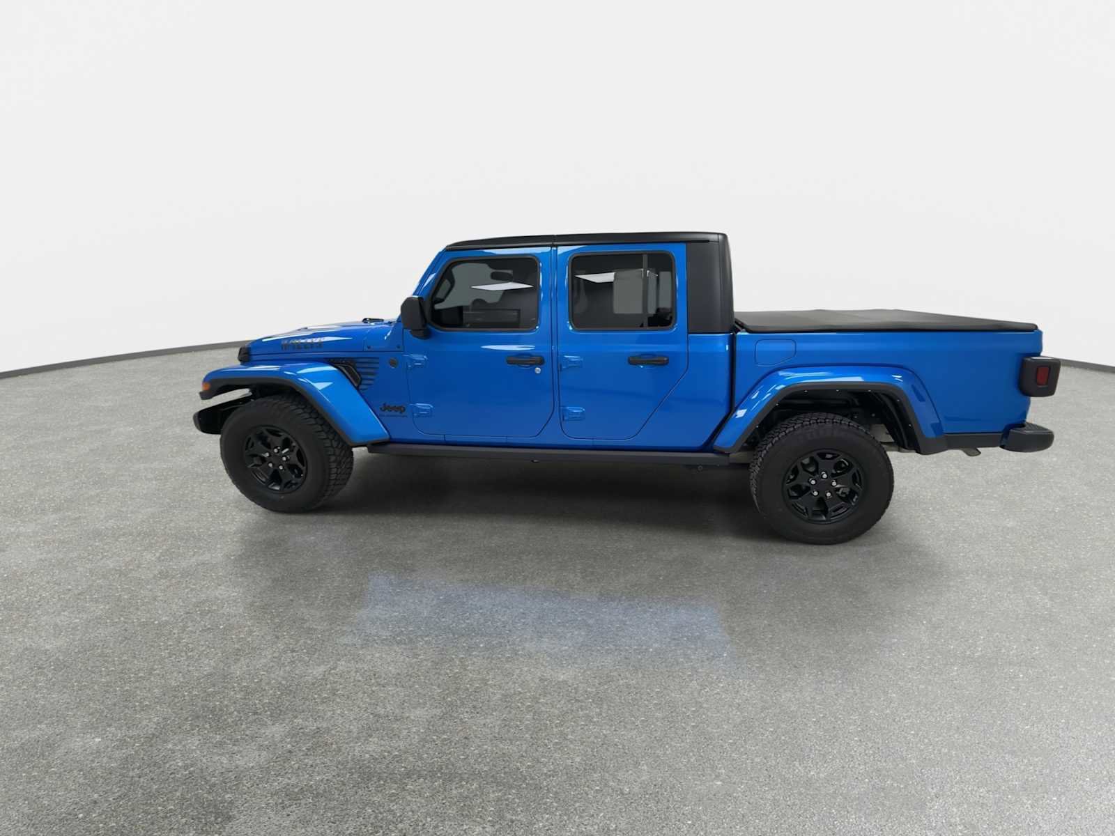 Used 2022 Jeep Gladiator Sport image 6