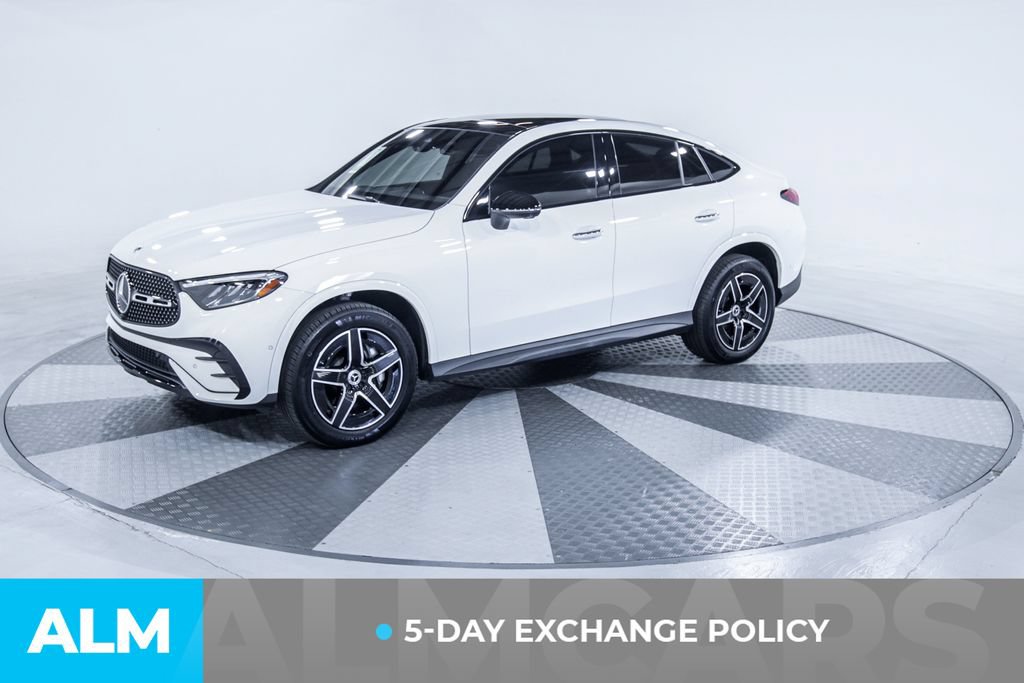 Used 2024 Mercedes-Benz GLC 300 4MATIC w/ AMG Line image 3