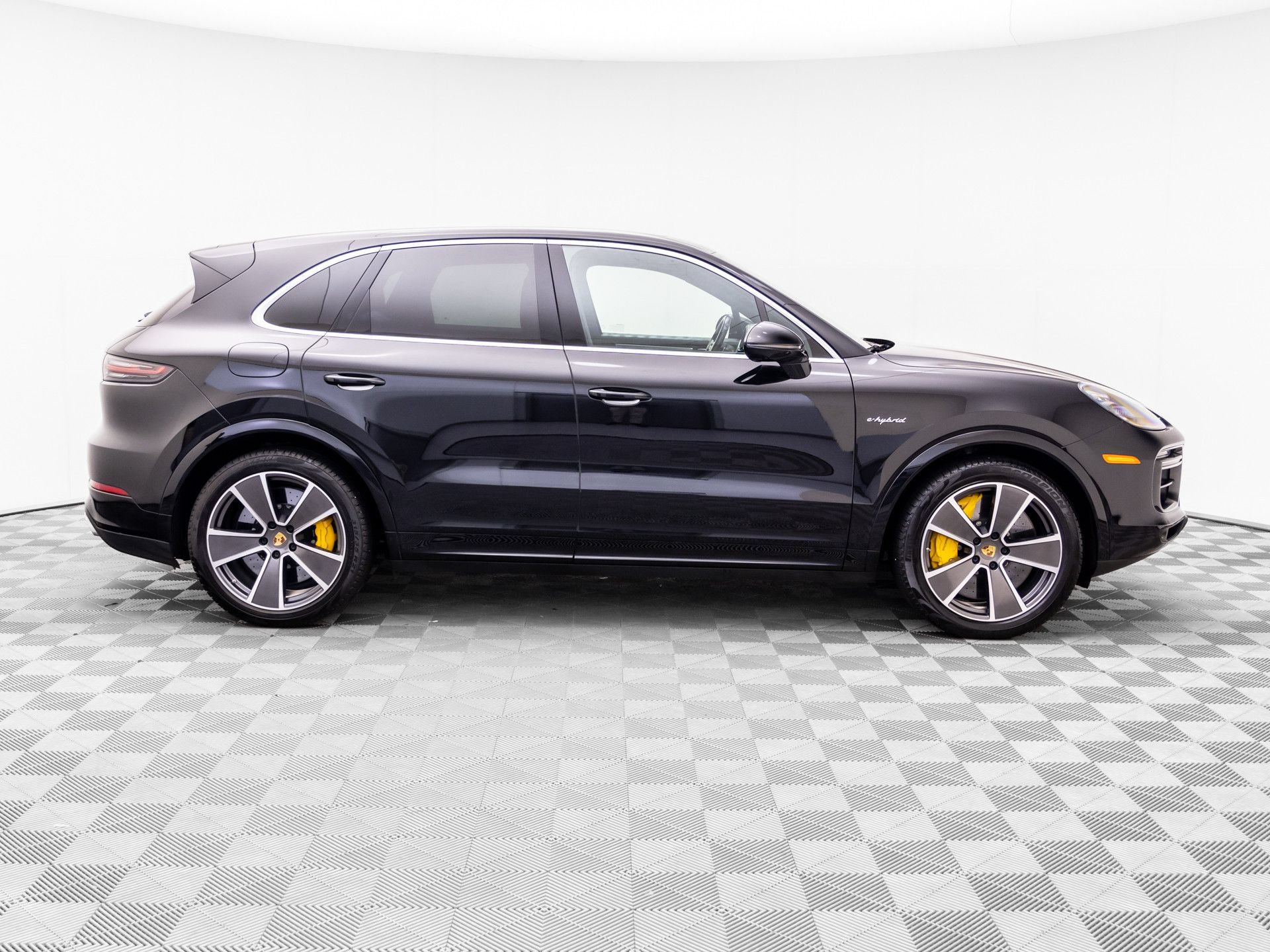 Used 2022 Porsche Cayenne Turbo S AWD/4WD image 7