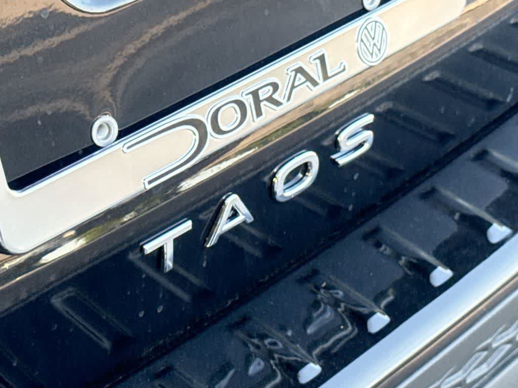 New 2026 Volkswagen Taos SE FWD image 10