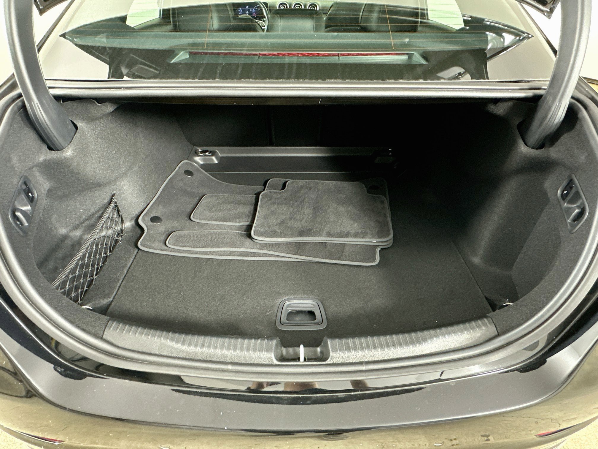 Certified 2025 Mercedes-Benz C 300 4MATIC Sedan image 30