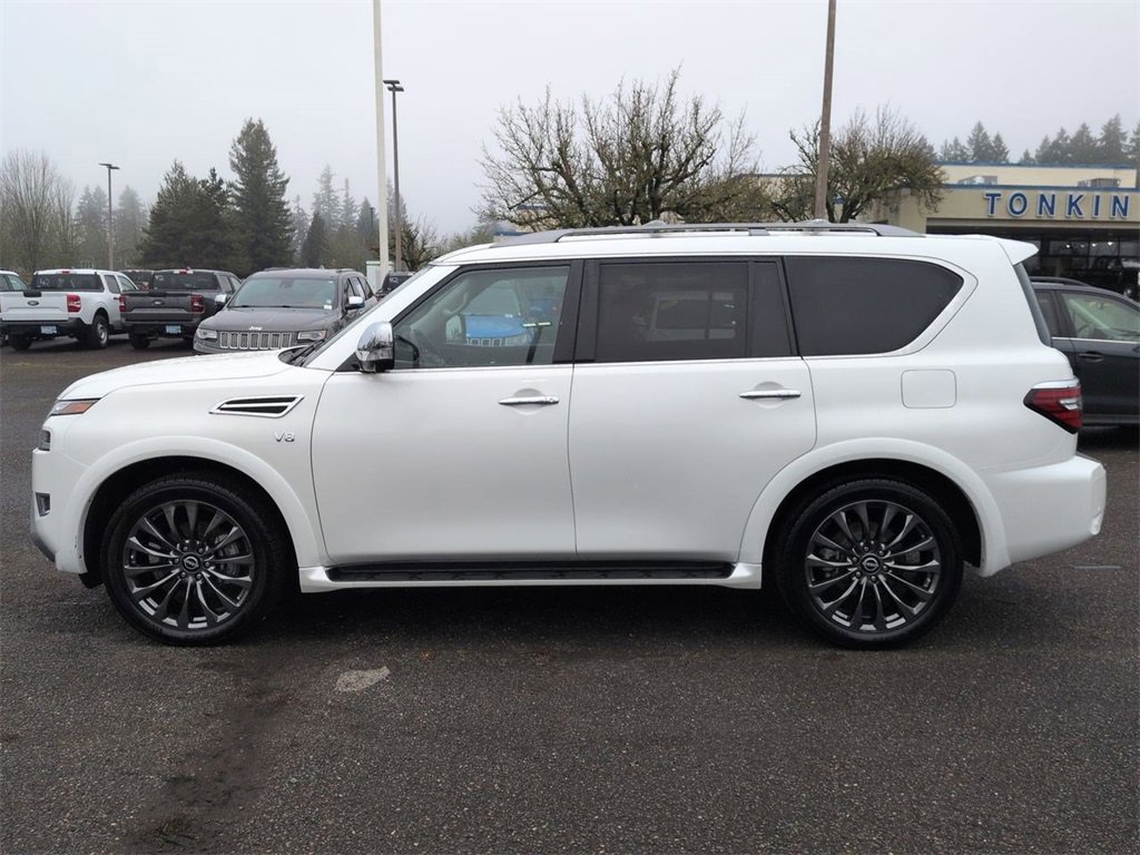 Used 2021 Nissan Armada Platinum image 2