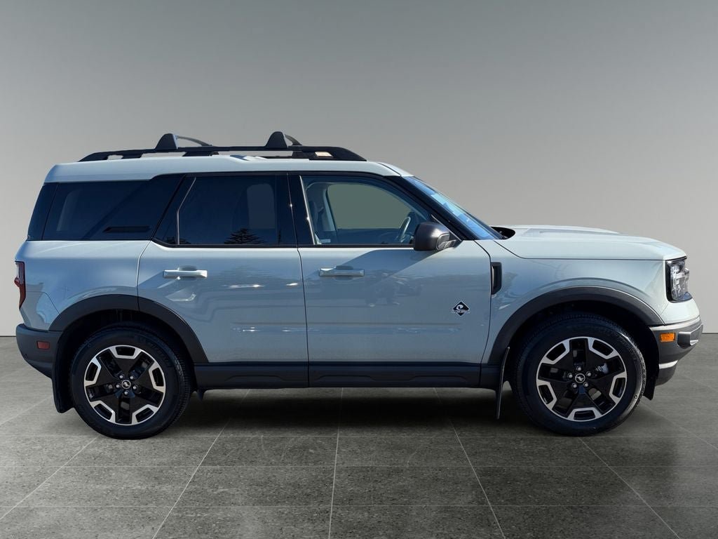 Used 2023 Ford Bronco Sport Outer Banks AWD/4WD image 10
