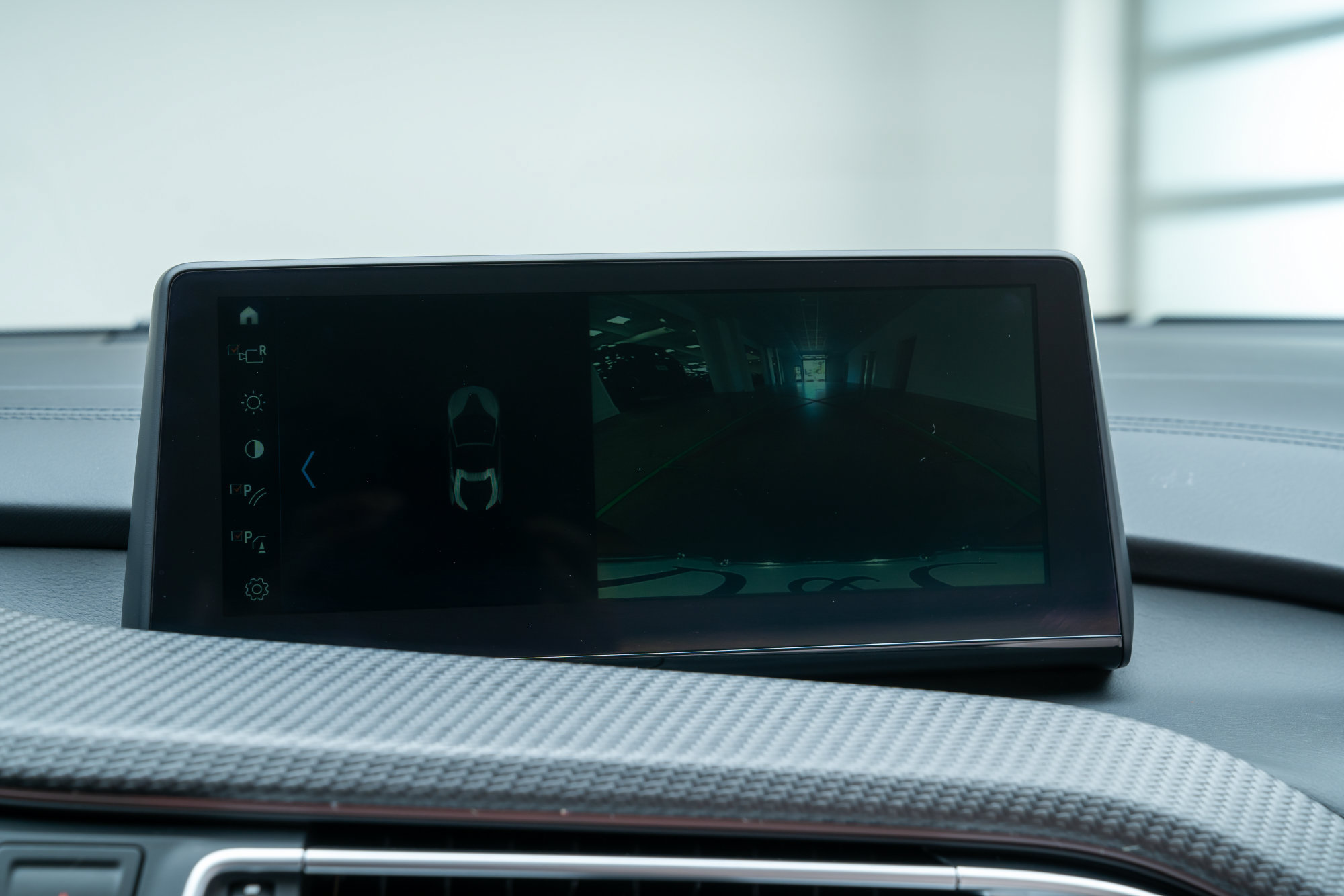 Used 2019 BMW i8 Roadster AWD/4WD image 17