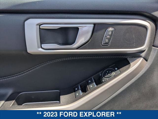 Certified 2023 Ford Explorer XLT w/ Equipment Group 202A RWD image 11