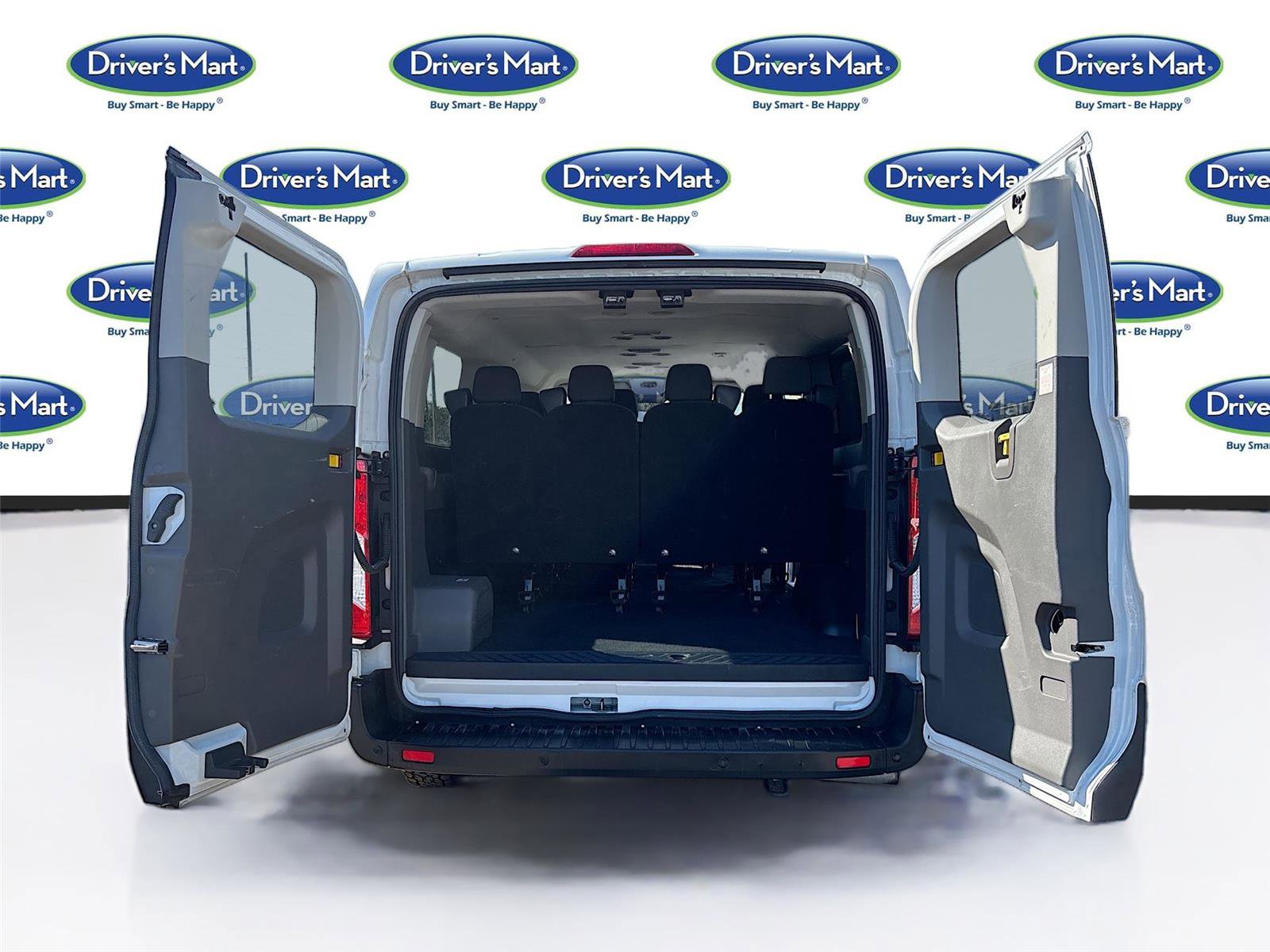 Used 2024 Ford Transit 350 XLT image 24