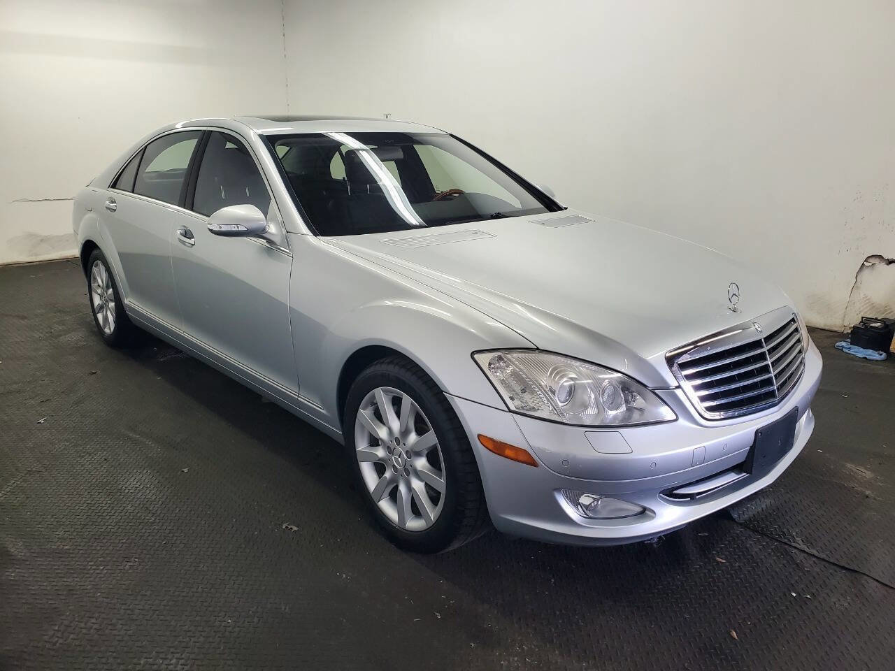 Used 2007 Mercedes-Benz S 550 image 3