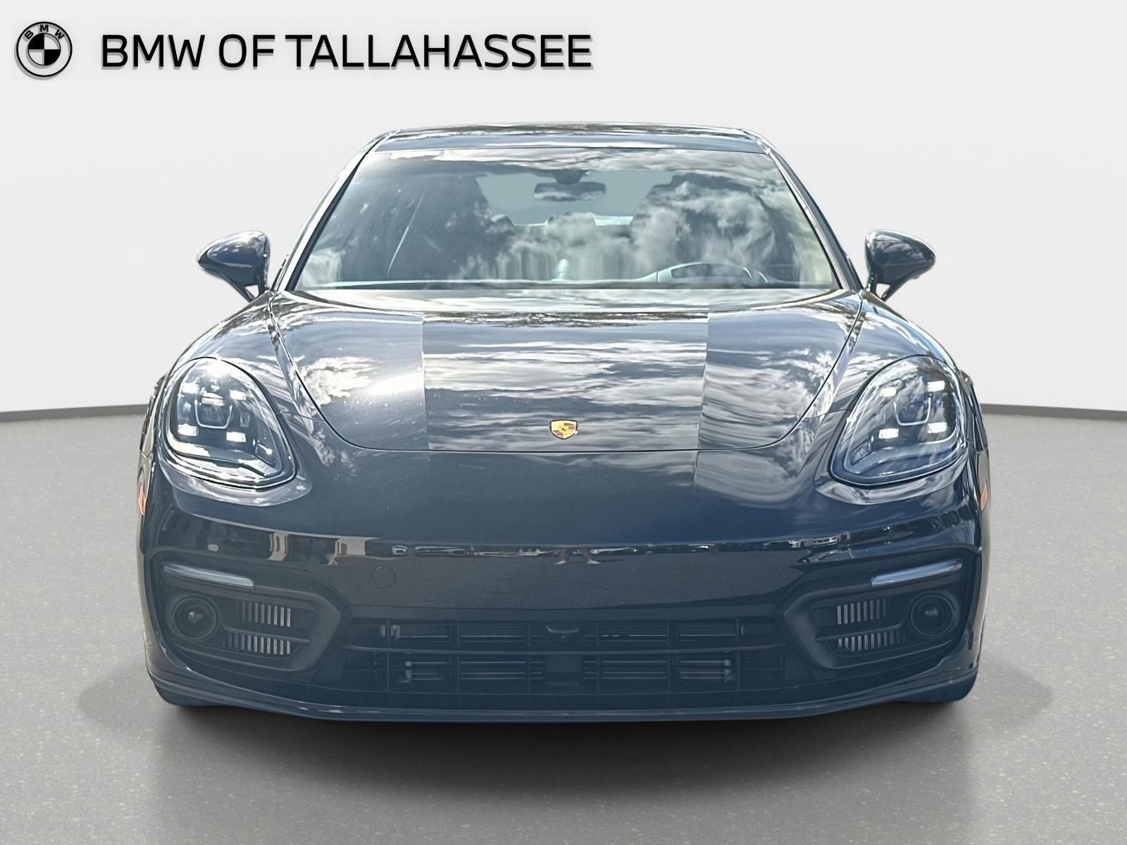 Used 2022 Porsche Panamera image 2