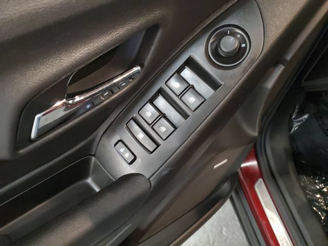 Used 2016 Chevrolet Trax LTZ AWD/4WD image 13
