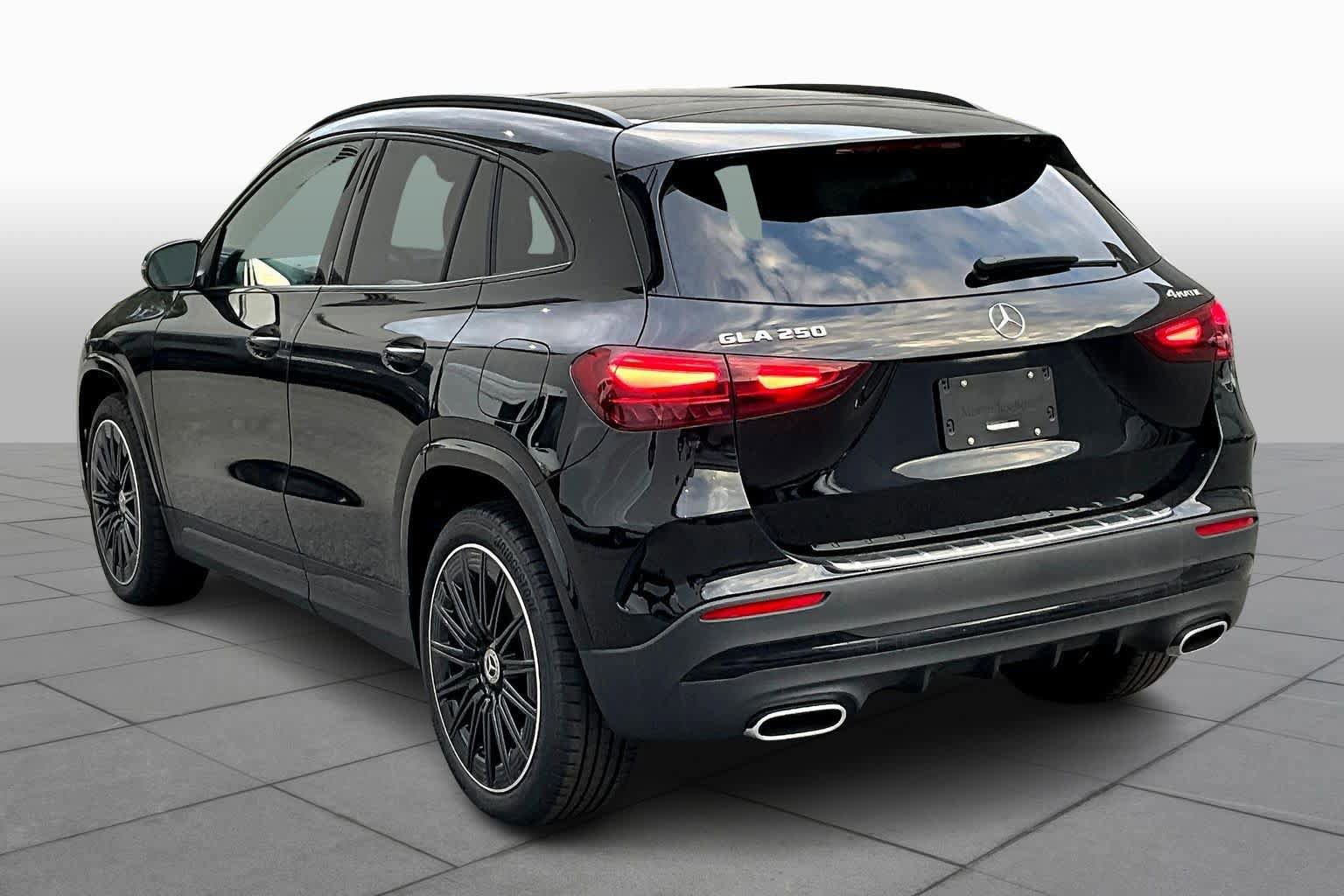 Used 2026 Mercedes-Benz GLA 250 4MATIC image 12