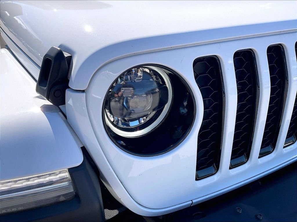 Used 2023 Jeep Gladiator Overland AWD/4WD image 28