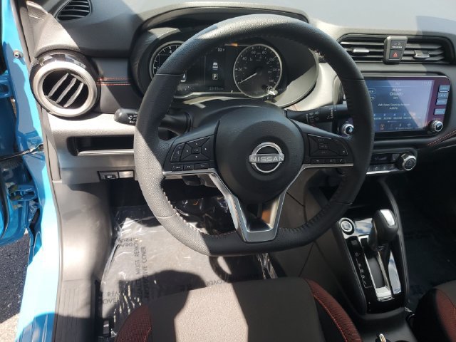 Certified 2025 Nissan Versa SR w/ Trunk Package FWD image 15
