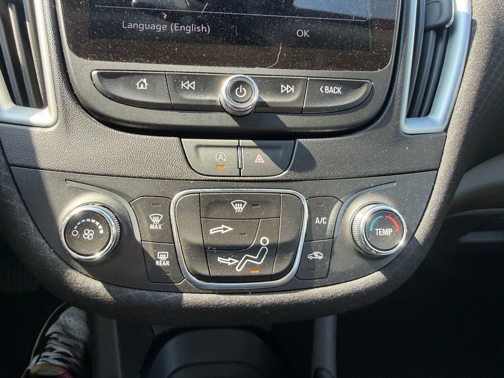 Used 2024 Chevrolet Malibu LS FWD image 21