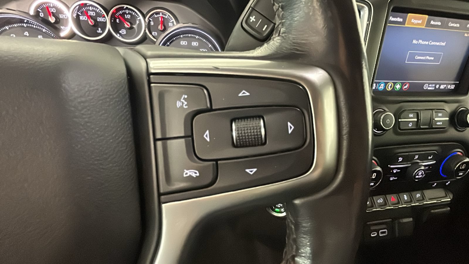 Used 2021 Chevrolet Silverado 2500 LT w/ Convenience Package AWD/4WD image 19