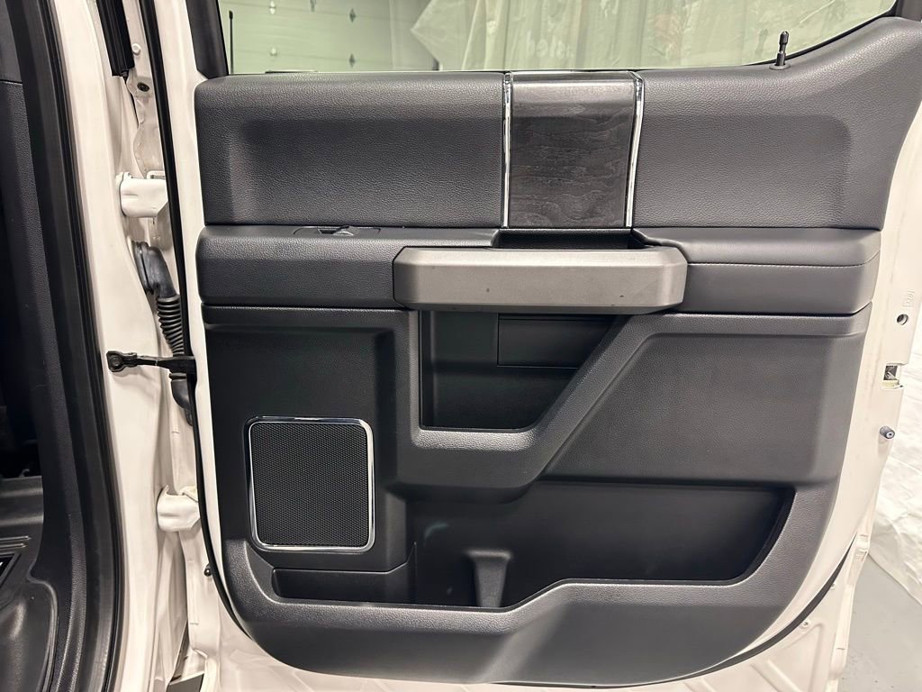 Used 2018 Ford F150 Platinum w/ Equipment Group 701A Luxury image 48