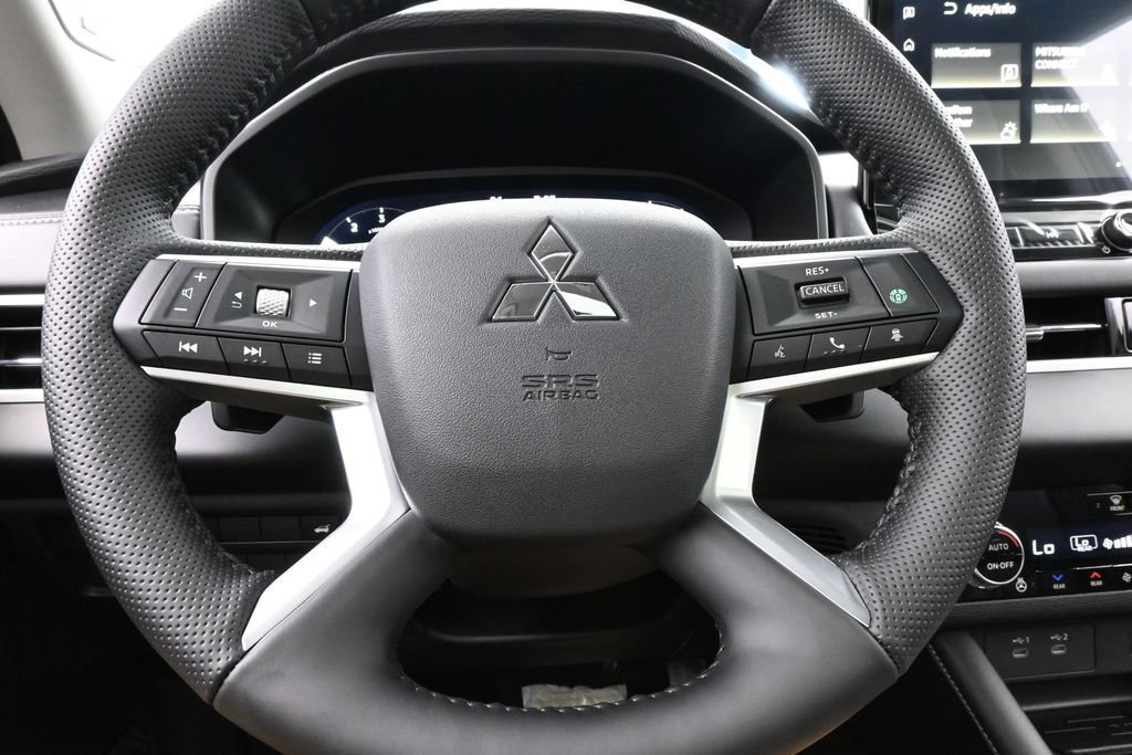 New 2026 Mitsubishi Outlander SEL FWD image 30