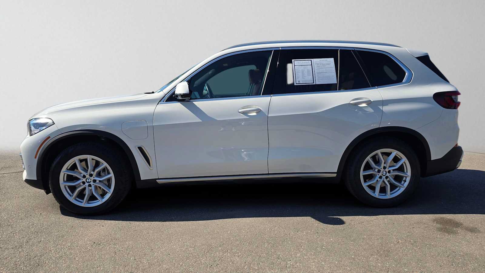 Used 2021 BMW X5 xDrive45e AWD/4WD image 6