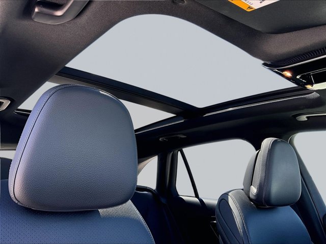 Certified 2025 Mercedes-Benz GLC 300 4MATIC image 17