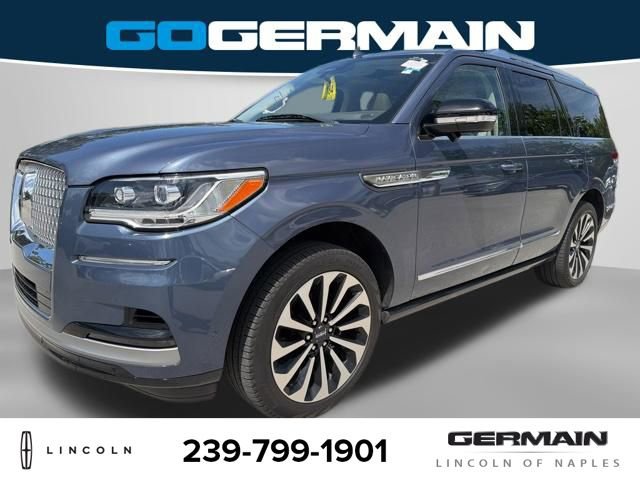 Used 2022 Lincoln Navigator Reserve AWD/4WD image 1