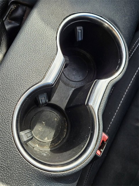 Used 2021 Ford Mustang Convertible image 18