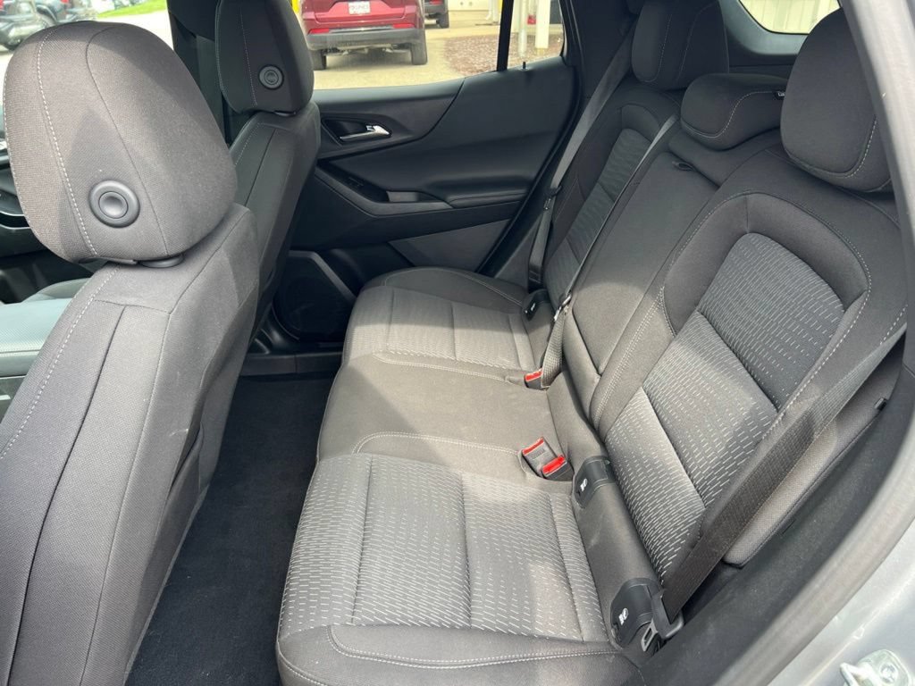 Used 2025 Chevrolet Equinox LT AWD/4WD image 36