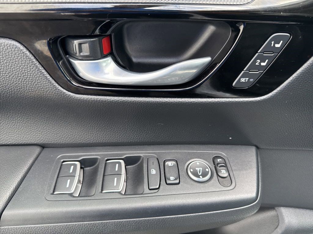 Used 2023 Honda CR-V EX-L image 12