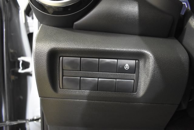 Used 2021 Nissan Kicks SR w/ SR Premium Package FWD image 14