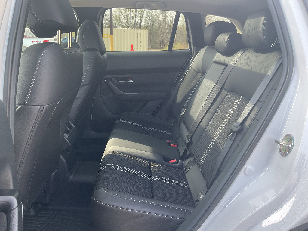 Used 2025 MAZDA CX-50 AWD 2.5 S w/ Premium Package image 9