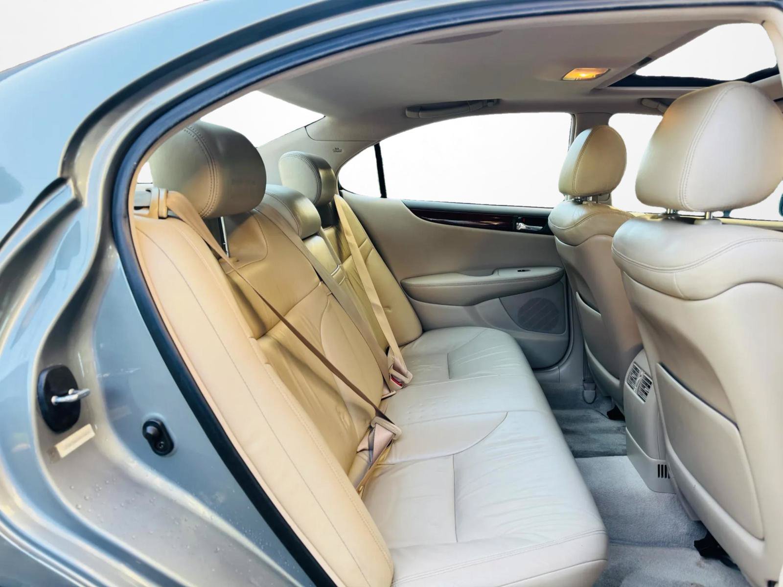 Used 2003 Lexus ES 330 FWD image 8