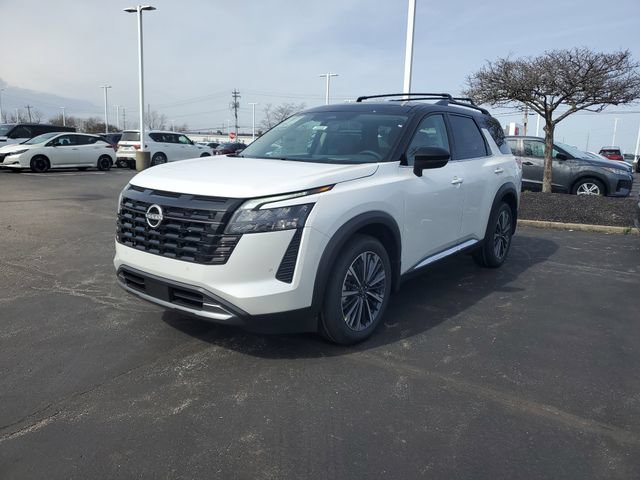 New 2026 Nissan Pathfinder Platinum AWD/4WD image 3