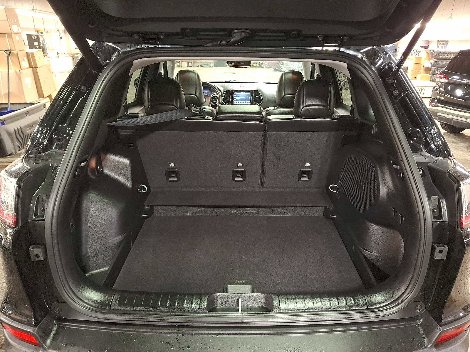 Used 2021 Jeep Cherokee Limited AWD/4WD image 27