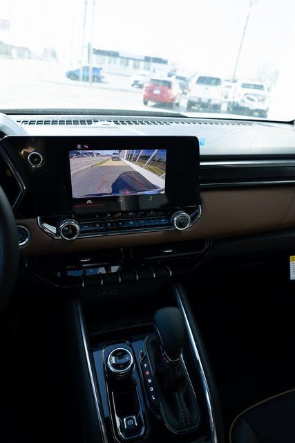 New 2026 GMC Canyon AT4 image 12