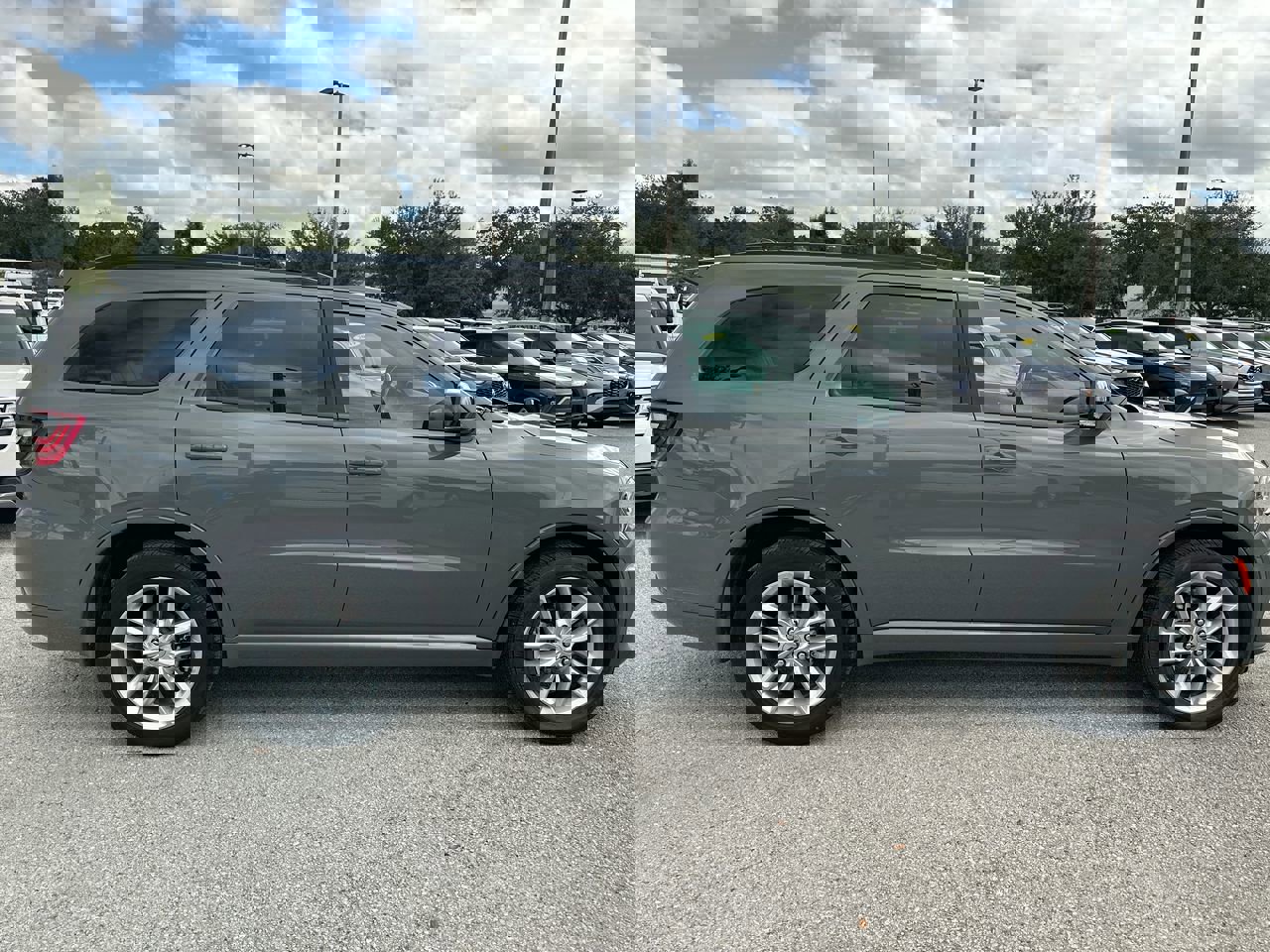 Used 2024 Dodge Durango GT image 2