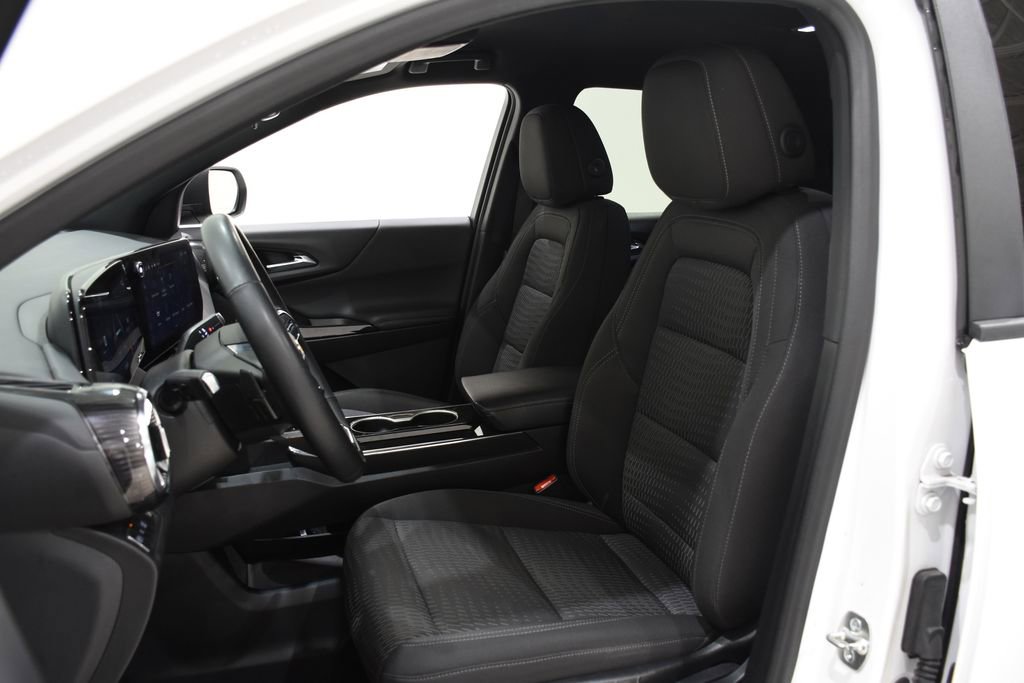 Used 2025 Chevrolet Equinox LT FWD image 21