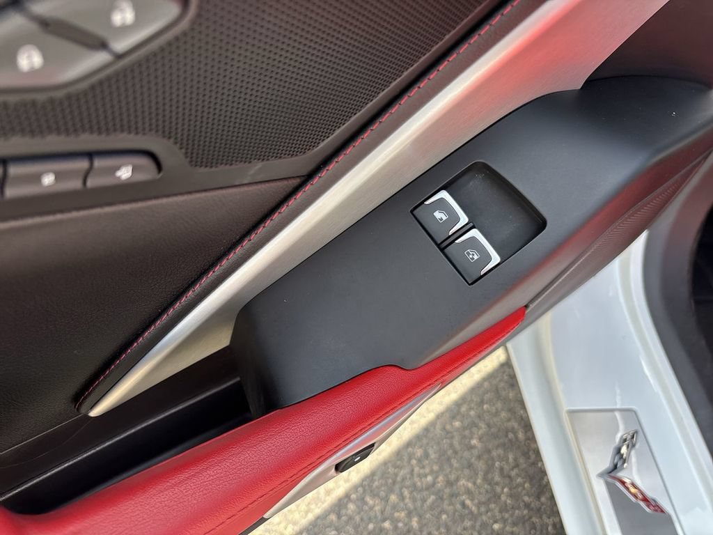 Used 2017 Chevrolet Corvette Stingray Convertible RWD image 28