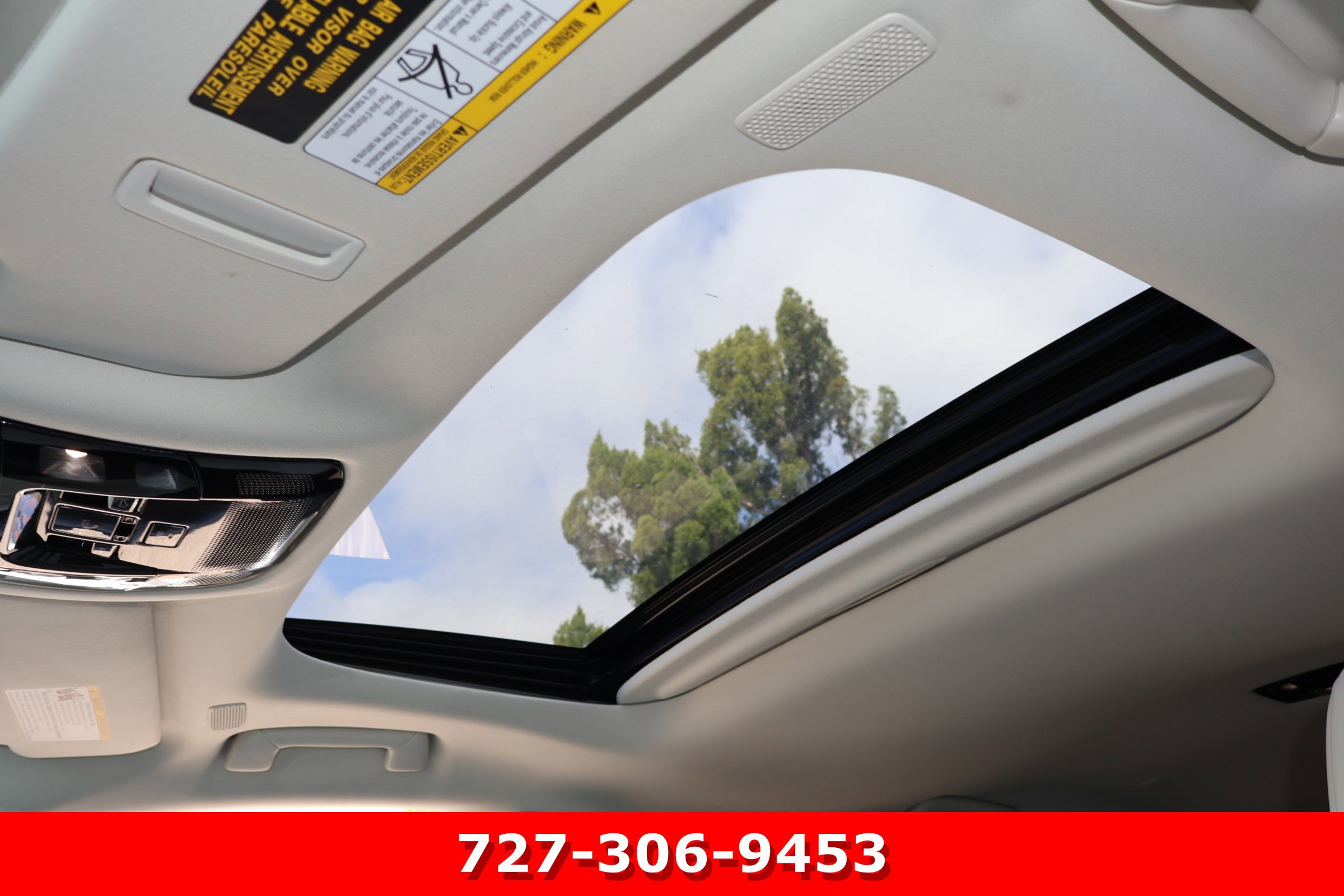 Used 2024 Lexus RX 350 Premium w/ Accessory Package (Z1) image 5