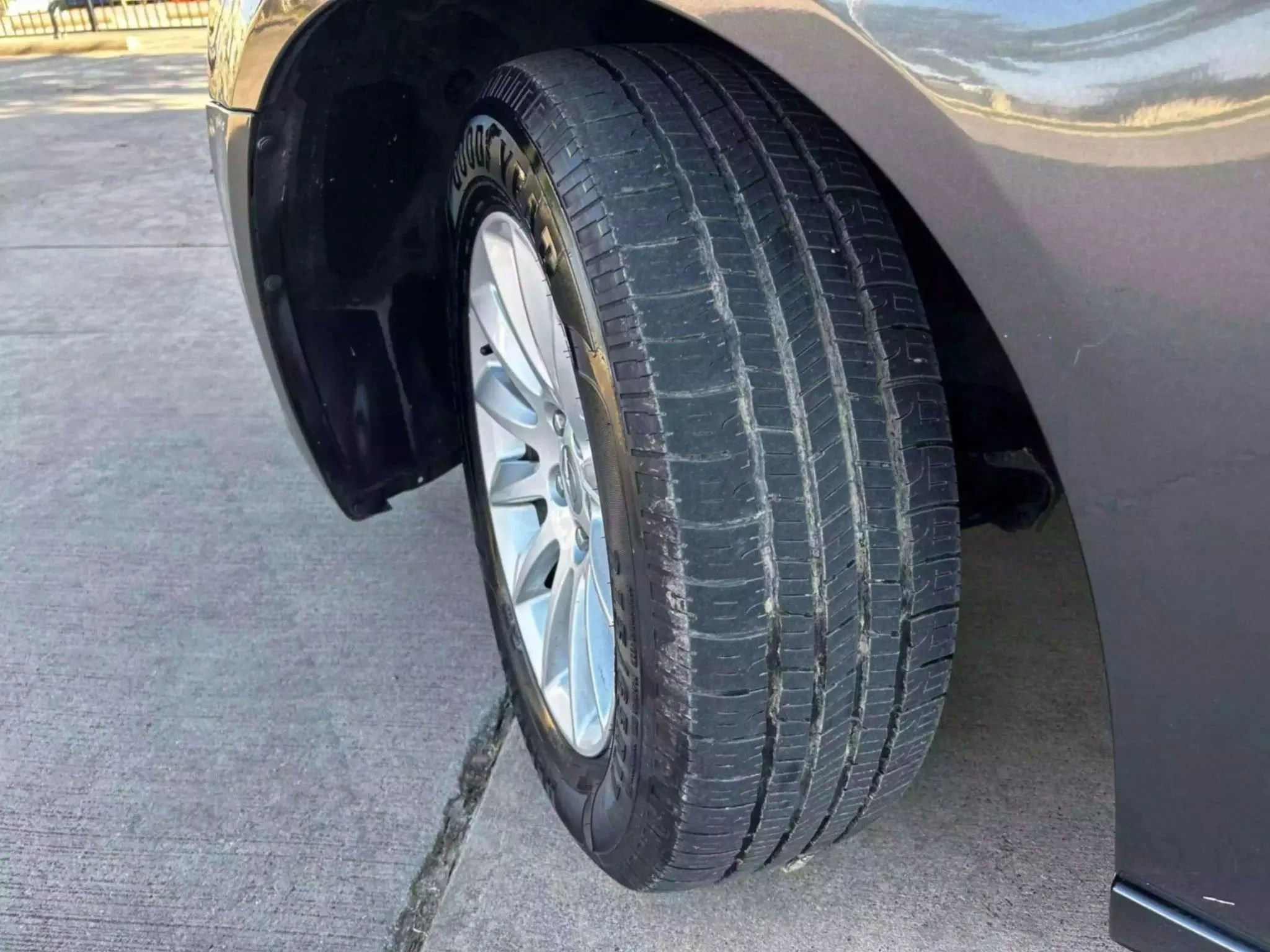 Used 2013 Chrysler 300 image 9