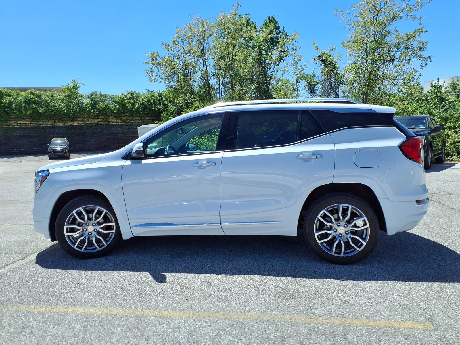 Used 2023 GMC Terrain Denali AWD/4WD image 41