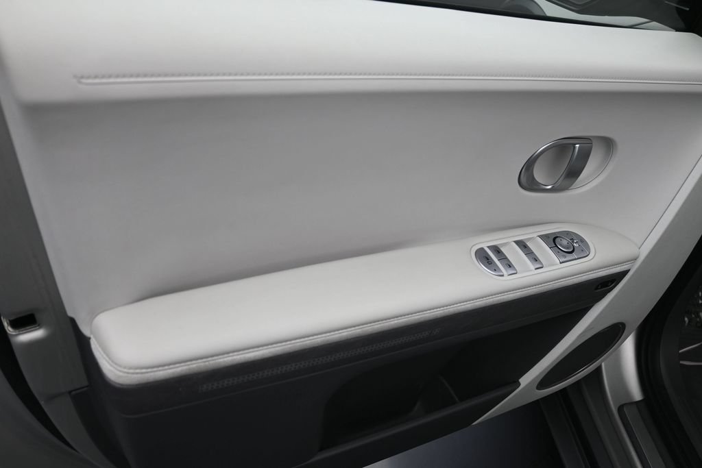 Certified 2024 Hyundai Ioniq 5 Limited RWD image 14