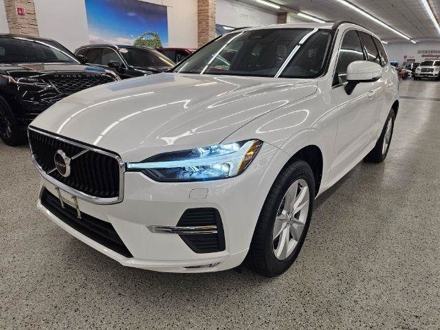 Used 2022 Volvo XC60 B5 Momentum w/ Climate Package AWD/4WD video 1